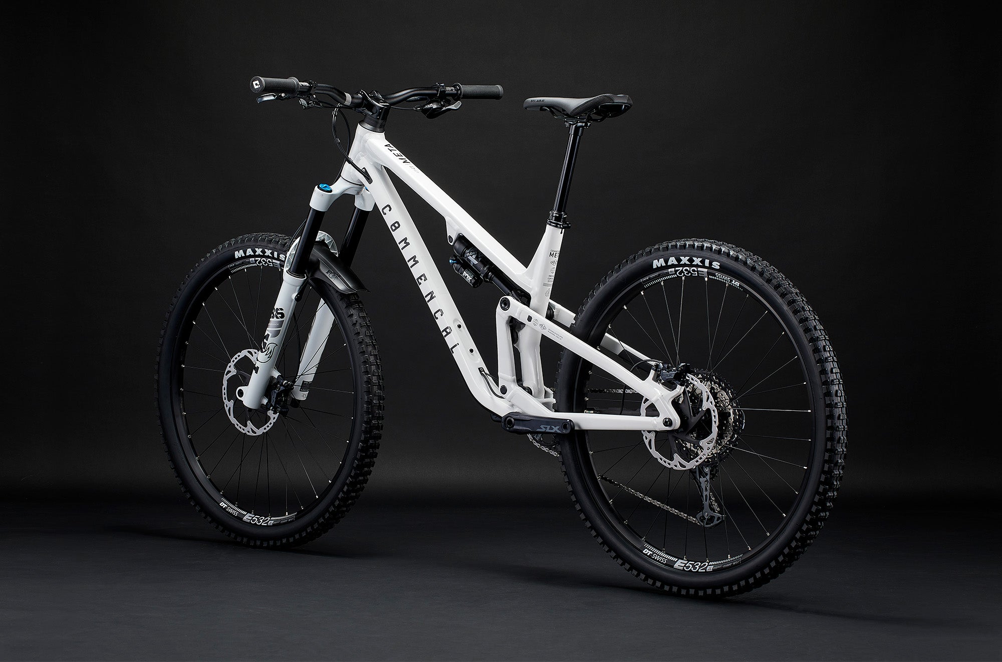 COMMENCAL META V5 ESSENTIAL – Commencal South Africa - Main Image
